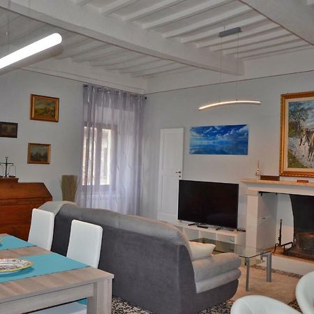 La Fraternità Villa Montefollonico Esterno foto