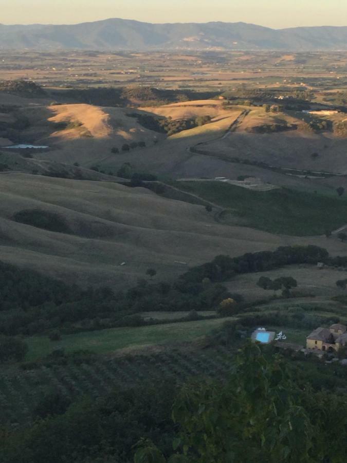 La Fraternità Villa Montefollonico Esterno foto